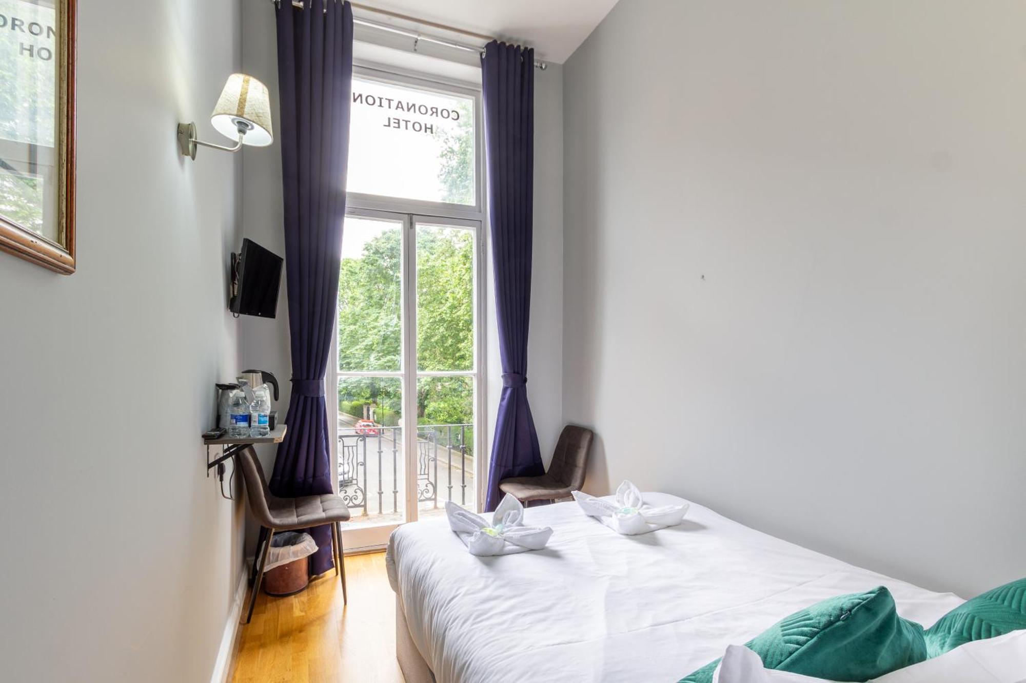 Coronation Hotel Лондон Экстерьер фото